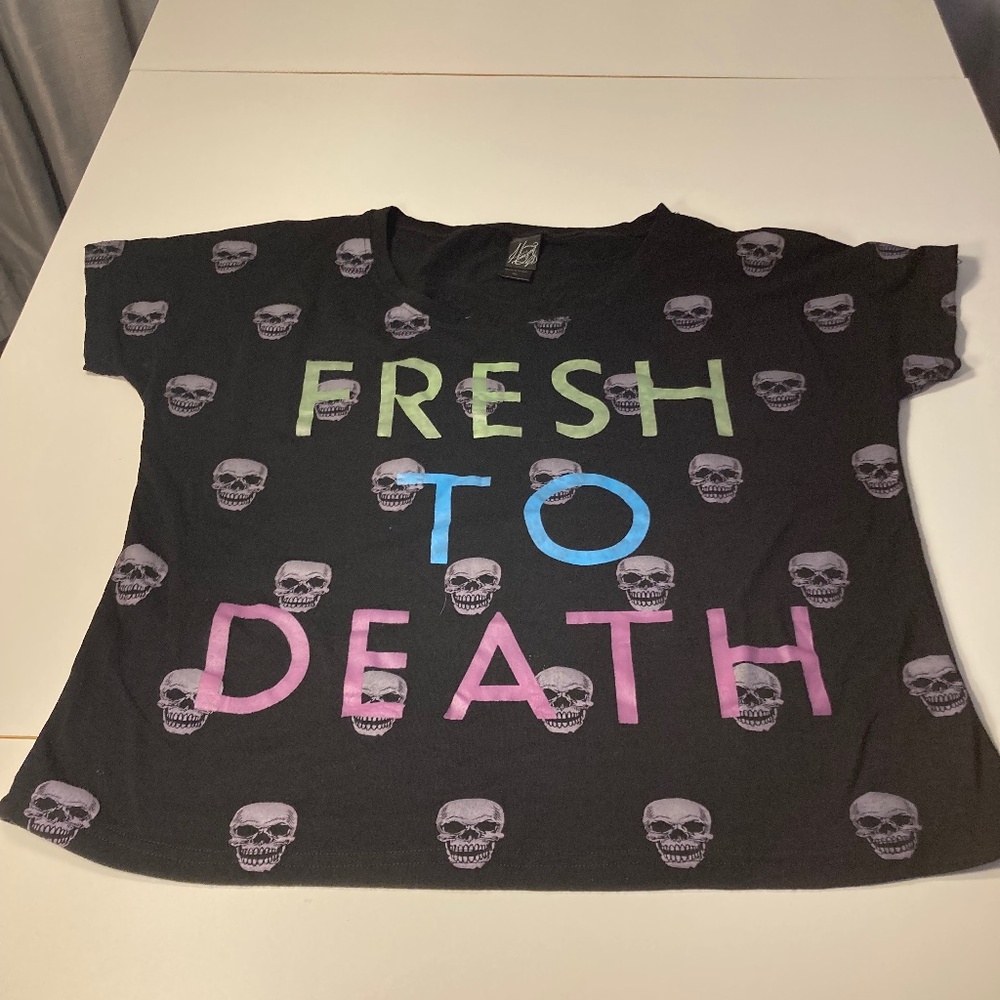 Horizon Fresh to Death Womens Skull Black TShirt XL Extra Large Shiny Letters